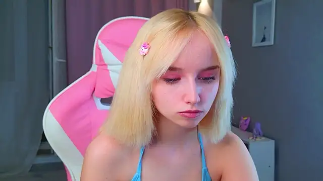 b4by LoL1 online show from March 27, 2026, 5:45 pm