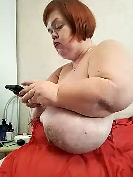 Snapshot of MIDGET-TITS chatting on January 31, 2025, 9:37 am MIDGET-TITS online show from January 31, 2025, 9:37 am