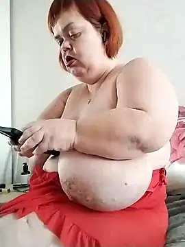 Snapshot of MIDGET-TITS chatting on February 6, 2025, 8:18 am MIDGET-TITS online show from February 6, 2025, 8:18 am