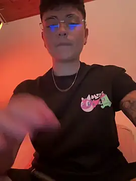 Ashley Chriss online show from January 12, 2025, 7:11 am