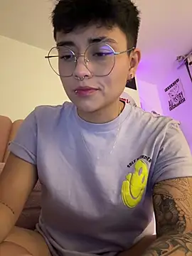 Ashley Chriss online show from February 15, 2025, 1:21 am