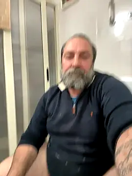 Snapshot of ros217 chatting on November 10, 2025, 12:37 pm ros217 online show from November 10, 2025, 12:37 pm