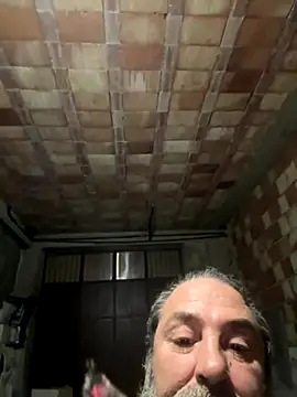 Snapshot of ros217 chatting on November 11, 2025, 9:26 pm ros217 online show from November 11, 2025, 9:26 pm