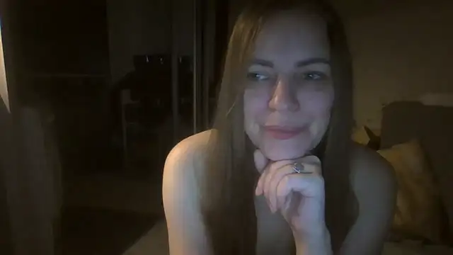 AnnaDiamond1 online show from December 14, 2025, 1:22 am