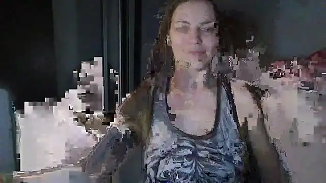 AnnaDiamond1 online show from May 17, 2026, 9:33 pm
