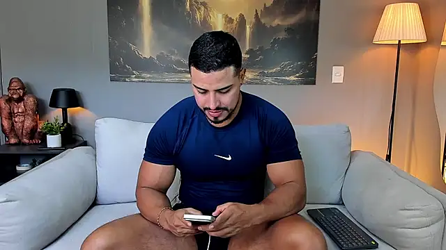 ApoloMakris online show from July 13, 2026, 7:27 pm
