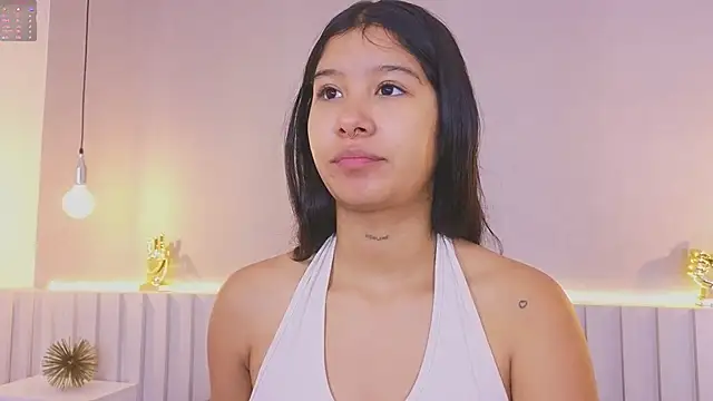 Aida moreno online show from November 24, 2025, 12:16 pm