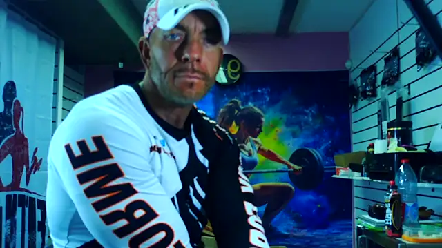 fabxxl online show from January 15, 2026, 8:30 am