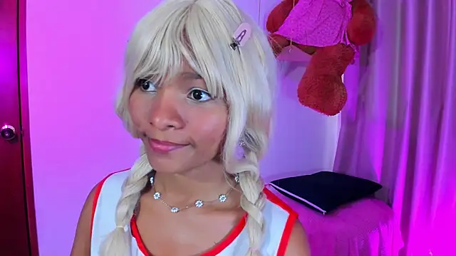 Snapshot of KaattySweet_ chatting on October 8, 2025, 7:33 pm KaattySweet online show from October 8, 2025, 7:33 pm