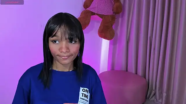 Snapshot of KaattySweet_ chatting on October 28, 2025, 7:49 pm KaattySweet online show from October 28, 2025, 7:49 pm