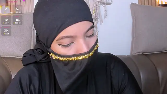 malak nanyy online show from July 7, 2026, 4:37 am