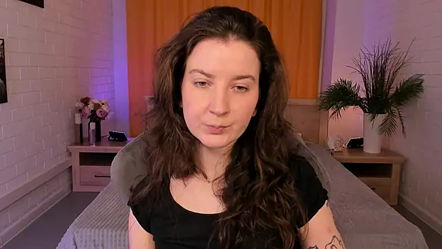 Snapshot of JackieByrd chatting on November 3, 2025, 1:23 pm JackieByrd online show from November 3, 2025, 1:23 pm