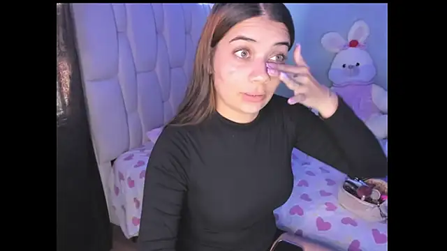 KittyKlum online show from March 20, 2025, 8:51 pm