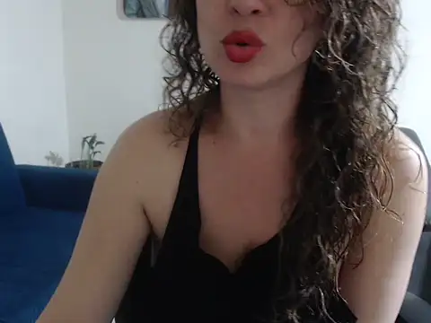 scarletardiente online show from September 26, 2025, 11:42 pm