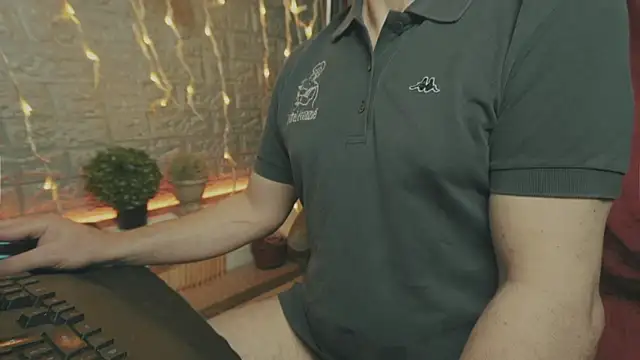 alex-volo online show from December 21, 2025, 4:25 pm