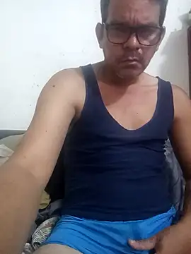 Snapshot of manuelmen211 chatting on September 15, 2025, 2:22 am manuelmen211 online show from September 15, 2025, 2:22 am