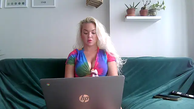 badblondebunny online show from May 30, 2026, 4:37 pm