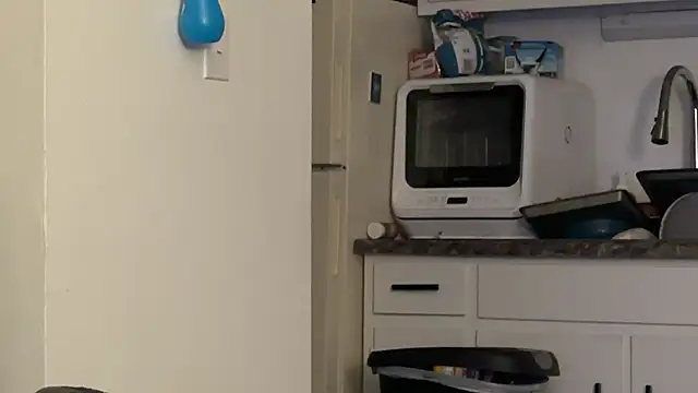 SpunCandy online show from April 10, 2026, 7:57 am