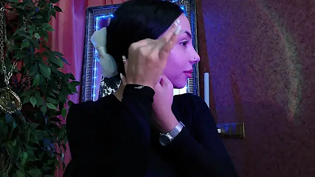 MissJuliax online show from November 13, 2025, 7:18 am