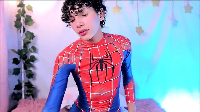 Im Alejo online show from April 5, 2026, 2:31 am