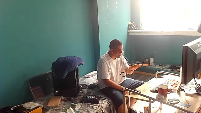 YouWantMe666 online show from June 18, 2026, 1:48 pm