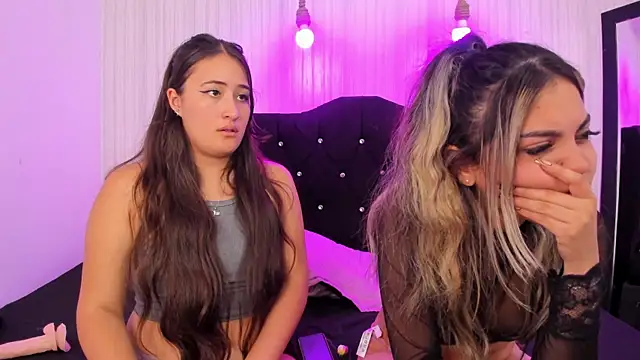 Snapshot of alice_dakota chatting on December 17, 2024, 5:51 am alice dakota online show from December 17, 2024, 5:51 am