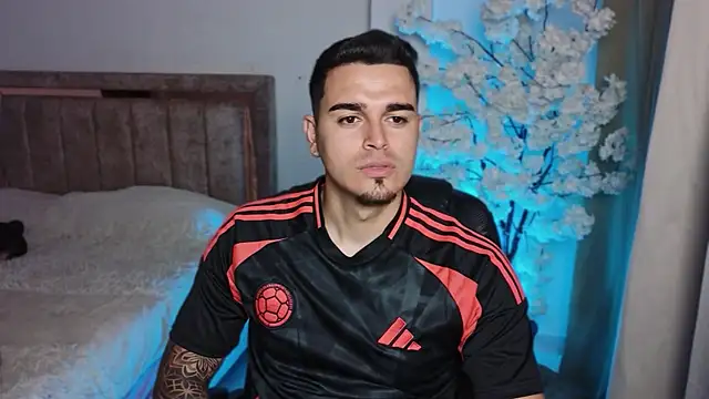 Axel Big cock online show from July 29, 2026, 2:21 am