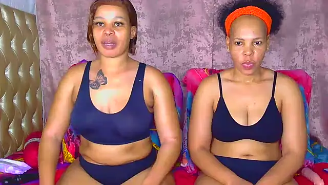 White Porshe online show from October 27, 2025, 11:41 pm