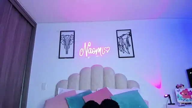 NaomiAsha online show from March 4, 2026, 8:04 pm