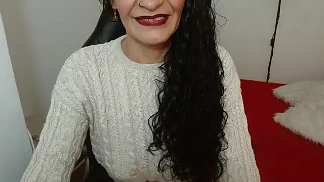 AlexandraJones  online show from February 14, 2025, 3:43 am