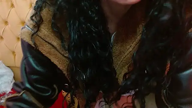 AlexandraJones  online show from February 15, 2025, 8:00 am