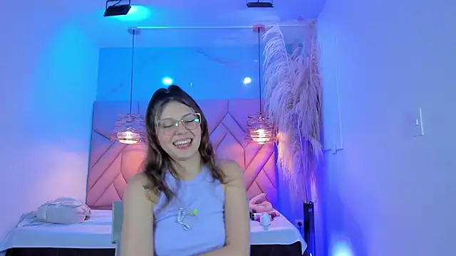 Snapshot of AngelaaCute_ chatting on February 26, 2025, 3:19 pm AngelaaCute online show from February 26, 2025, 3:19 pm