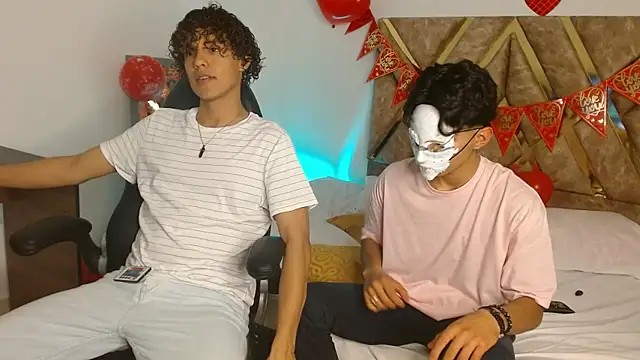 nickolas moon online show from February 16, 2025, 12:52 am