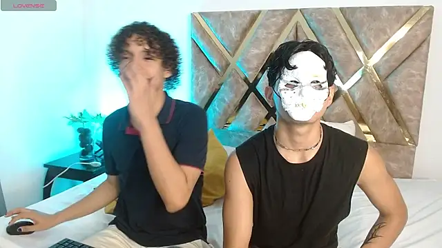 nickolas moon online show from March 8, 2025, 1:28 am