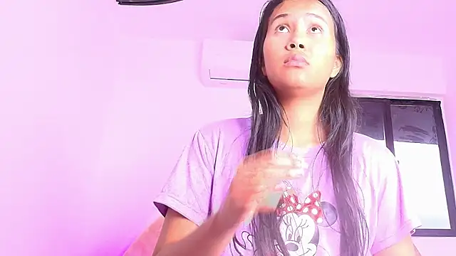 anisha x online show from November 13, 2025, 7:13 pm