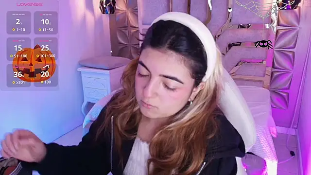 meraki fraise online show from October 21, 2025, 7:58 pm