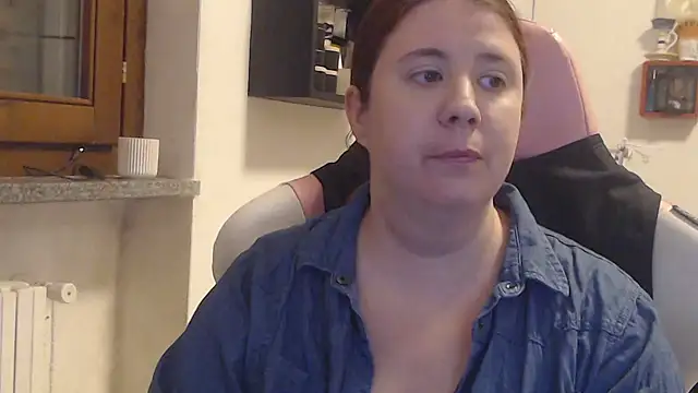 valerysexy online show from October 9, 2025, 8:29 pm