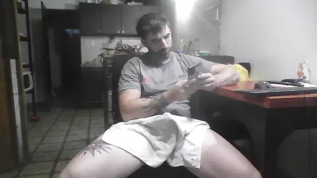 ozzypsico13 online show from October 10, 2025, 11:04 pm