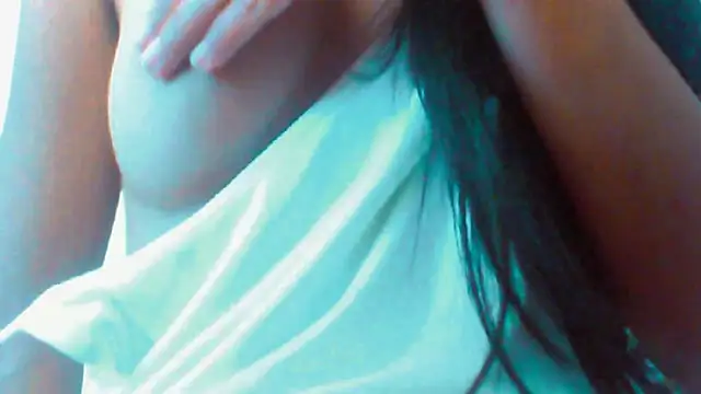 melaniy online show from November 18, 2025, 9:47 am