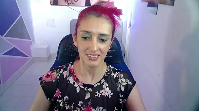 Ruby Your Milf online show from January 8, 2025, 9:01 pm