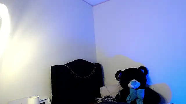 loren tits24 online show from July 1, 2026, 7:57 pm