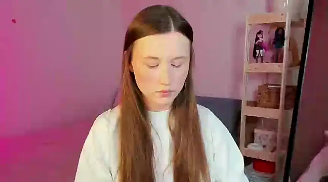 Stella Sunny online show from March 19, 2025, 2:27 am