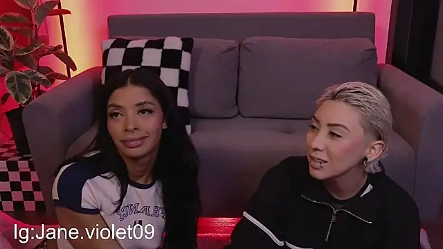 Snapshot of jane_hart_ chatting on October 21, 2025, 12:22 am jane hart online show from October 21, 2025, 12:22 am