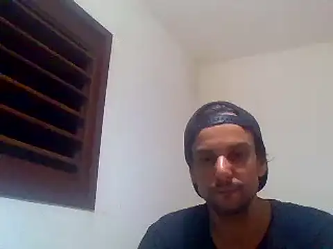 couplemilk online show from December 14, 2024, 5:18 am