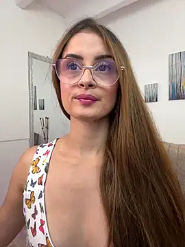 Snapshot of MiaaLoren chatting on October 11, 2025, 3:54 pm MiaaLoren online show from October 11, 2025, 3:54 pm