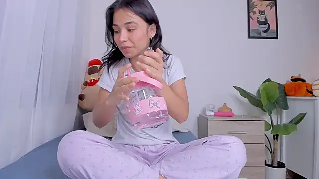 Adriennesexxx online show from October 26, 2025, 7:42 pm