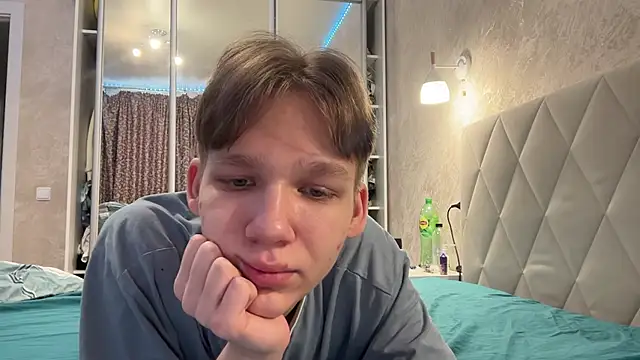 Snapshot of gay_boyss chatting on January 22, 2025, 11:34 am gay boyss online show from January 22, 2025, 11:34 am