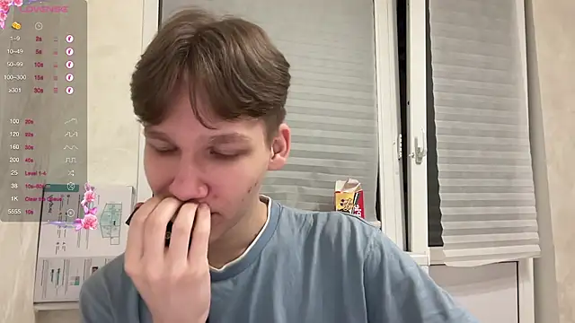 Snapshot of gay_boyss chatting on January 24, 2025, 4:39 pm gay boyss online show from January 24, 2025, 4:39 pm