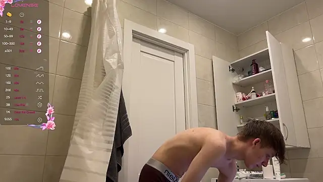 Snapshot of gay_boyss chatting on February 14, 2025, 12:03 pm gay boyss online show from February 14, 2025, 12:03 pm