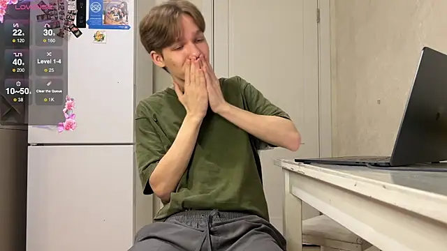 Snapshot of gay_boyss chatting on March 4, 2025, 5:56 pm gay boyss online show from March 4, 2025, 5:56 pm